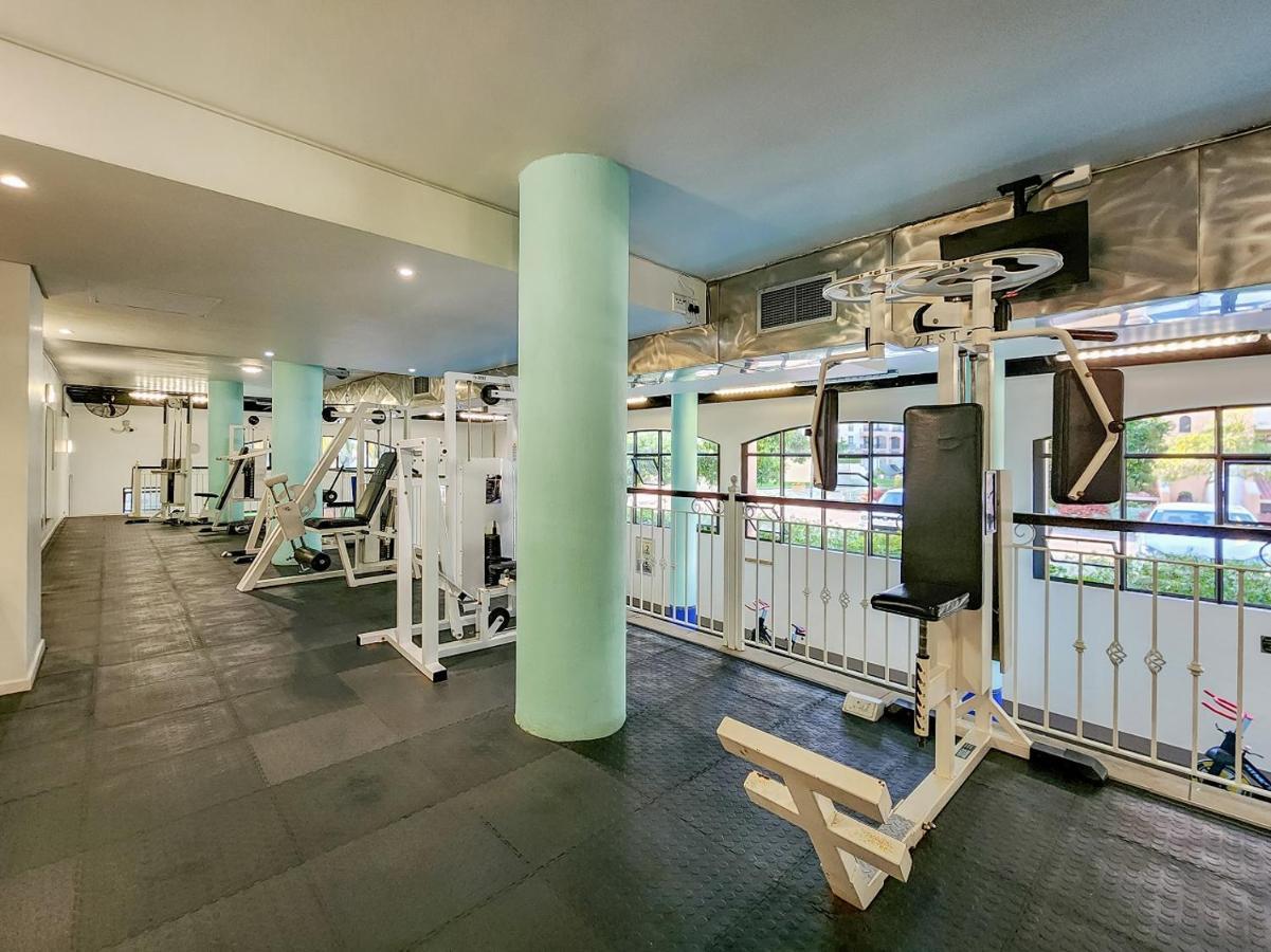 Apartamento Walkable, Pools, Park And Great For Families *